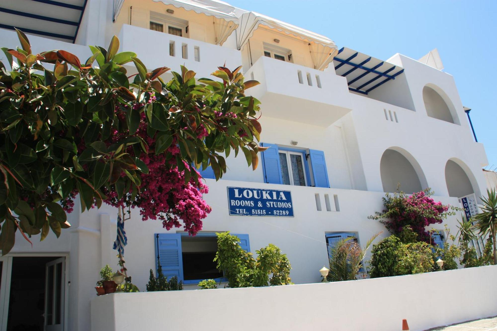 Loukia Apartments & Studios Науса Екстериор снимка